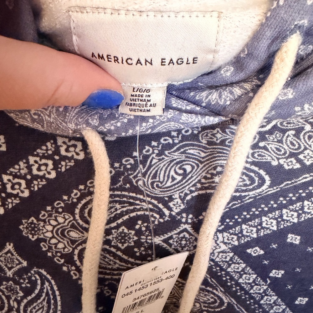NWT American Eagle Outfitters Blue Paisley Hoodie - Picture 3 of 8